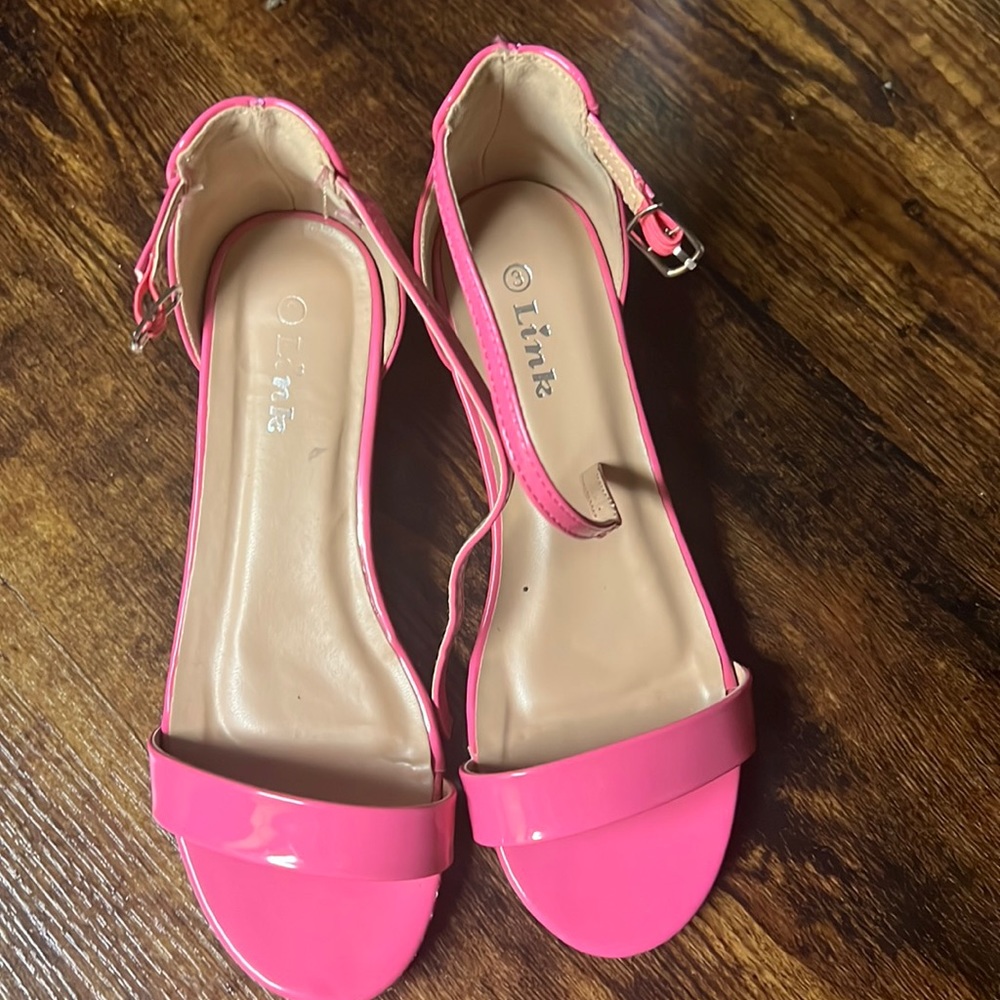 Pink shoes